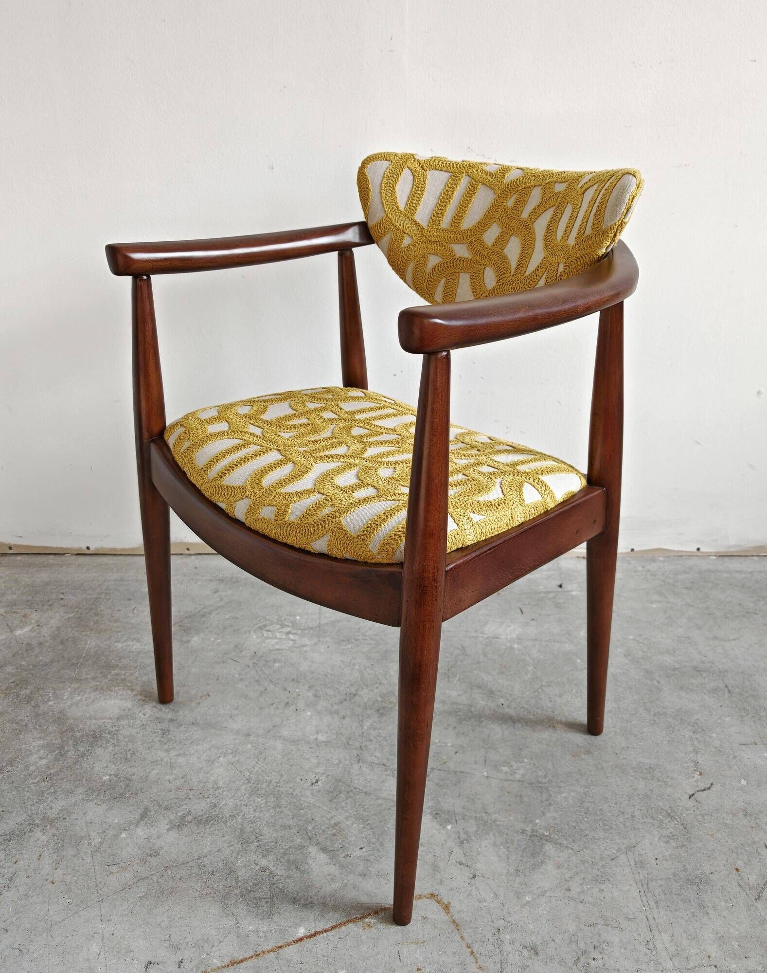 MCM dining chair with armrests by Bernardo Bernardi 1960s