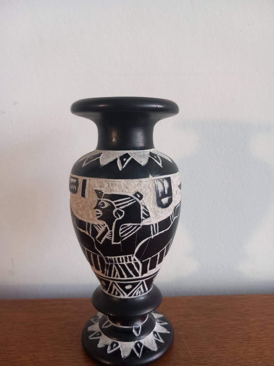 Neo-Egyptian Vase Style – Relief Portraits of Isis and Horus – H 18cm