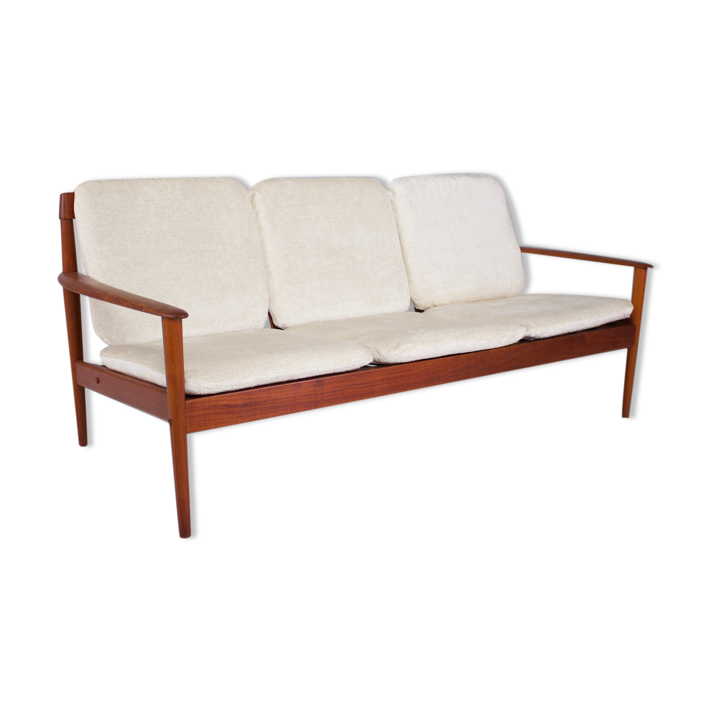 Bench "PJ 56/3" by Grete Jalk