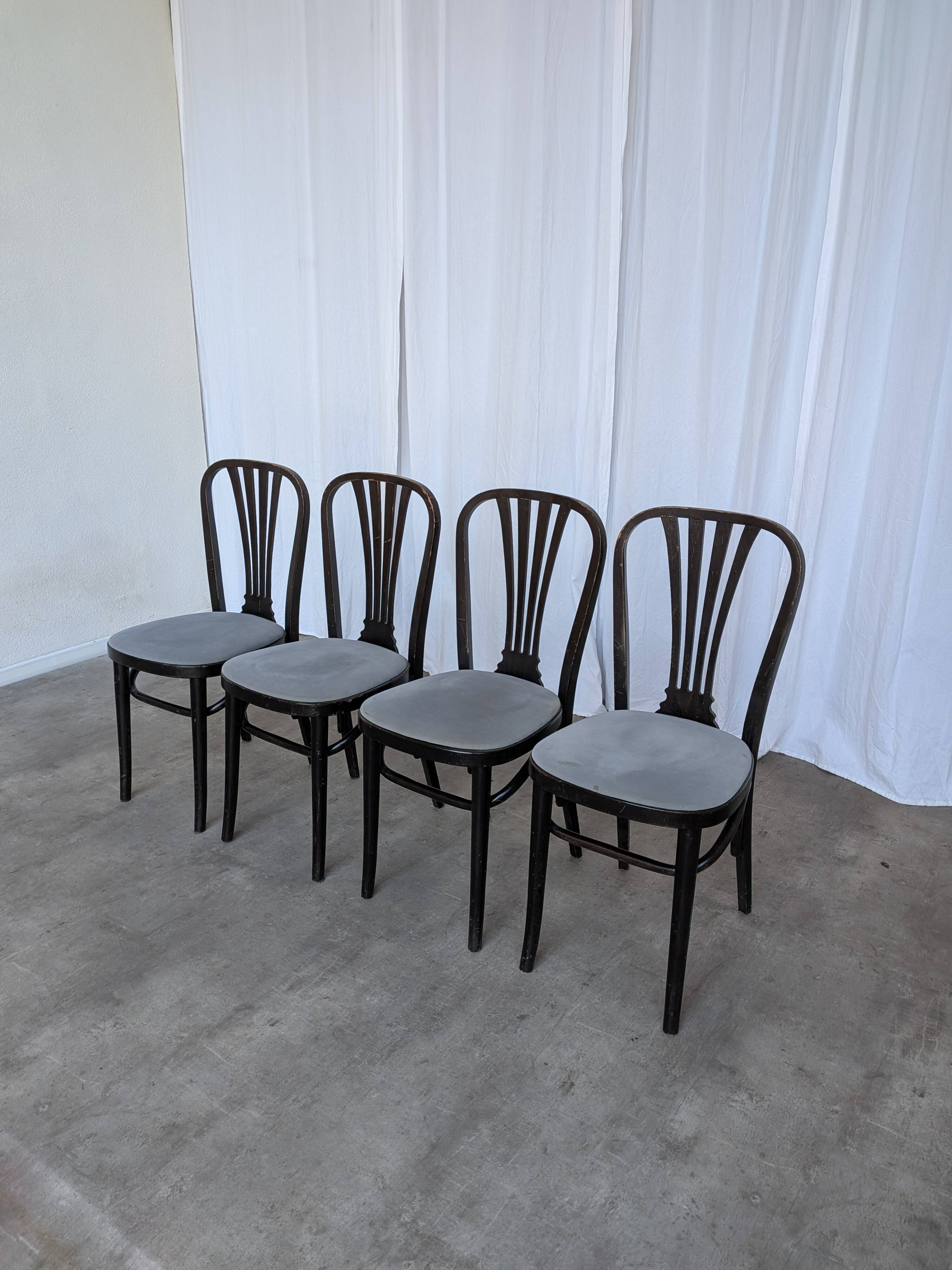 Chaises de salle à manger STOL Kamnik vintage : ensemble de 4 des années 1970, style moderne du milieu du siècle.