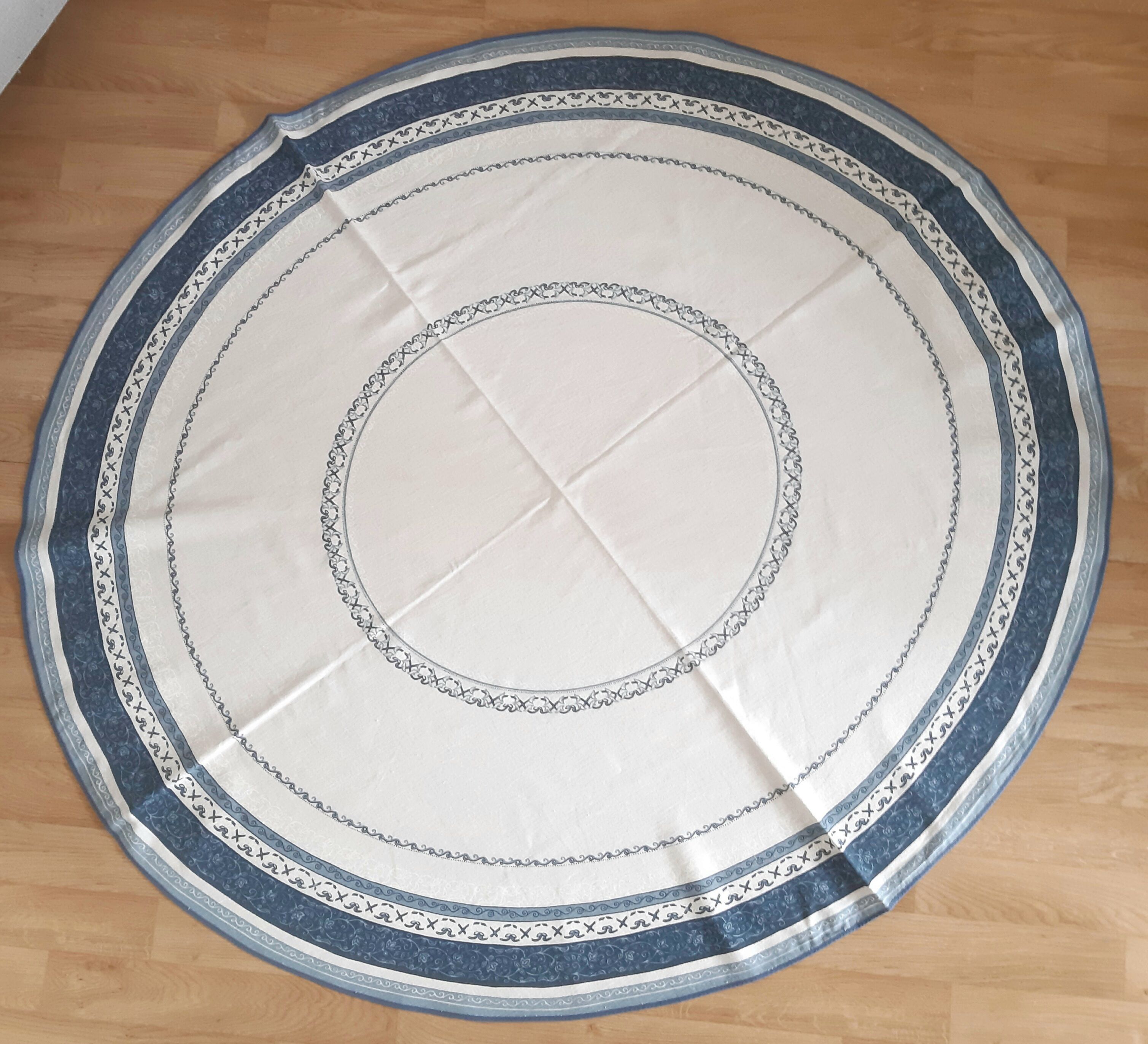 Round tablecloth diam 130