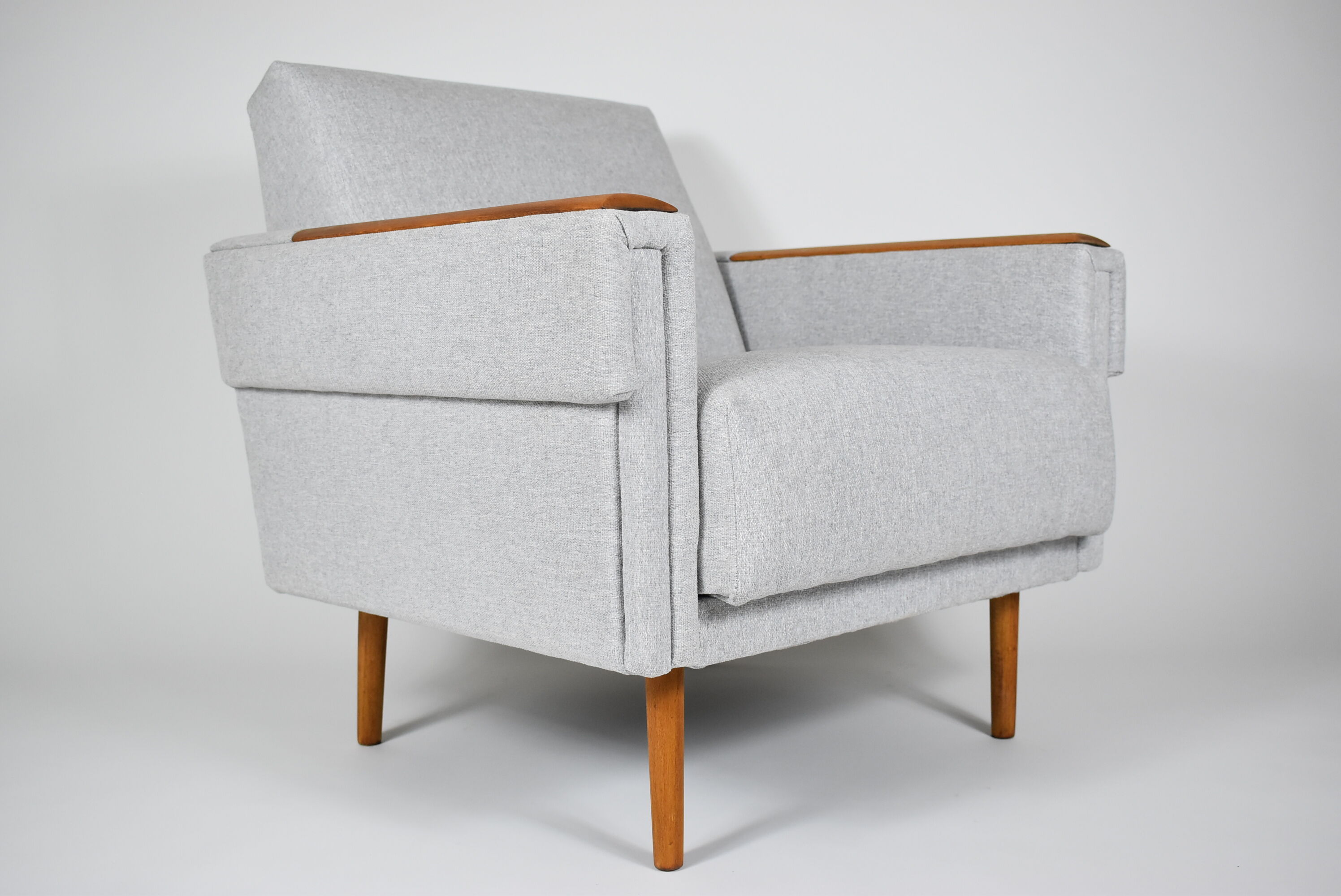 Mid-century modern armchair, restored, 1960, light grey
