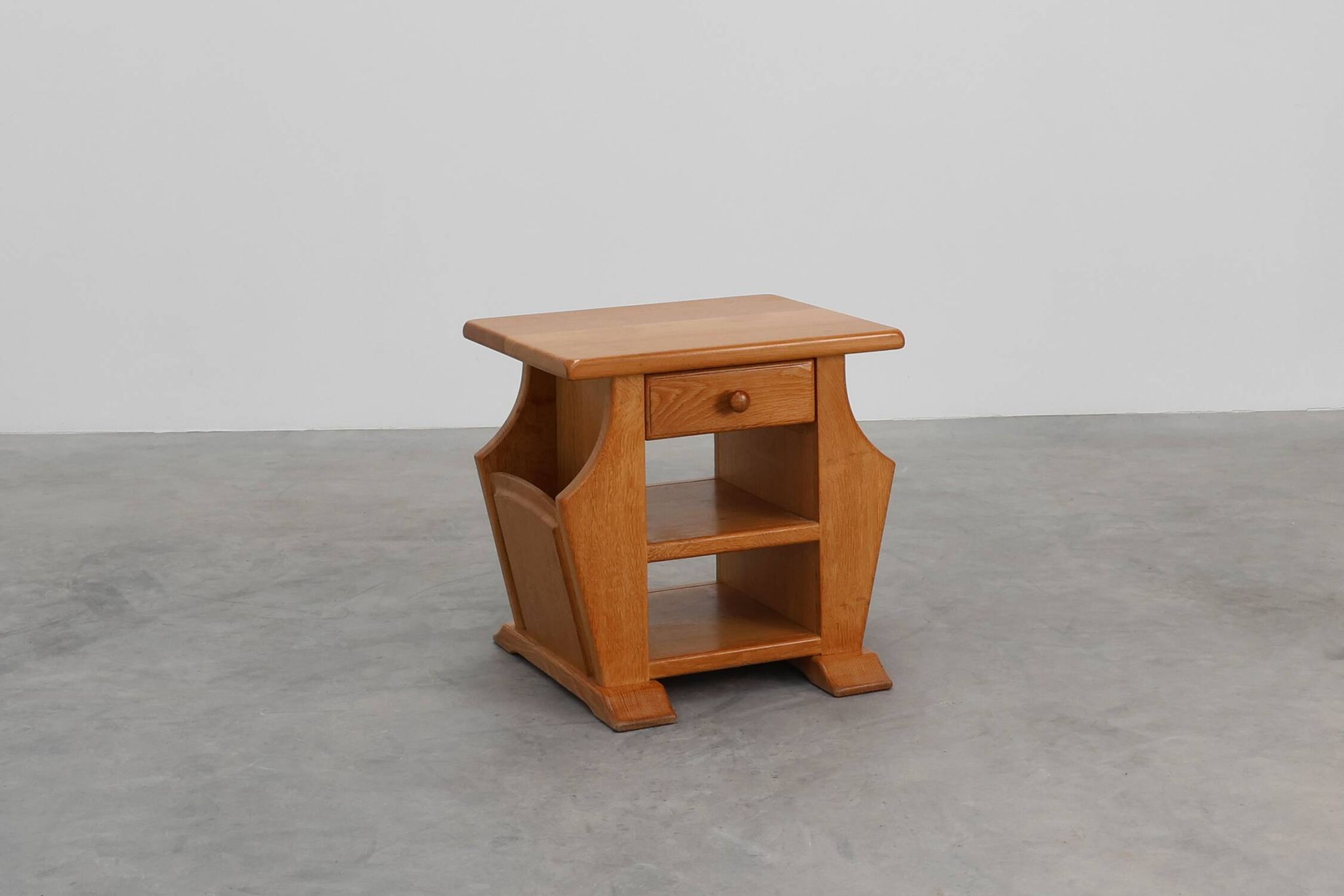 Mid-Century Blonde Oak Side Table, France 1980s