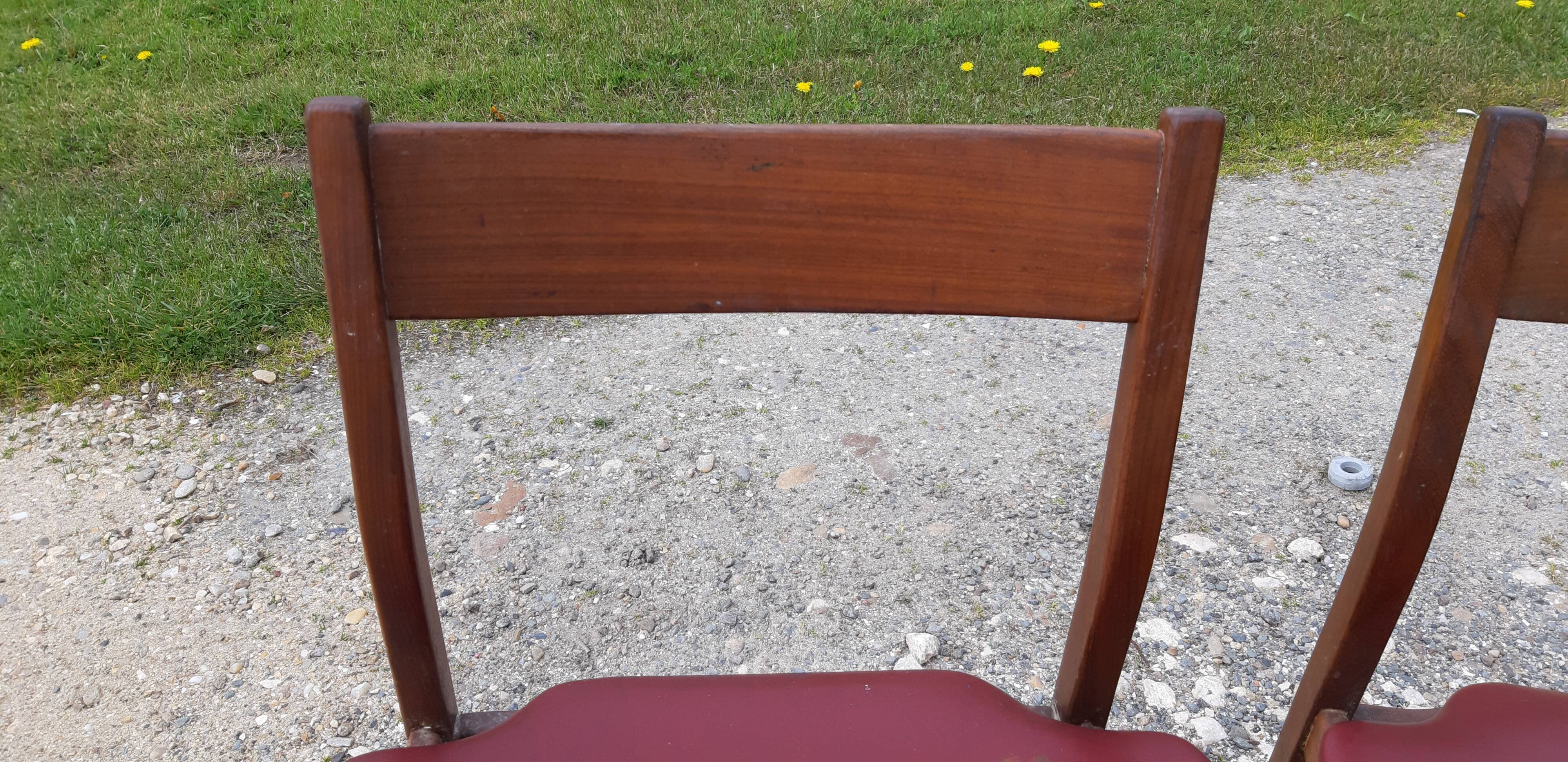 Paire de chaises de style scandinave