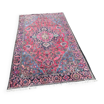 Bakhtiar Persian carpet