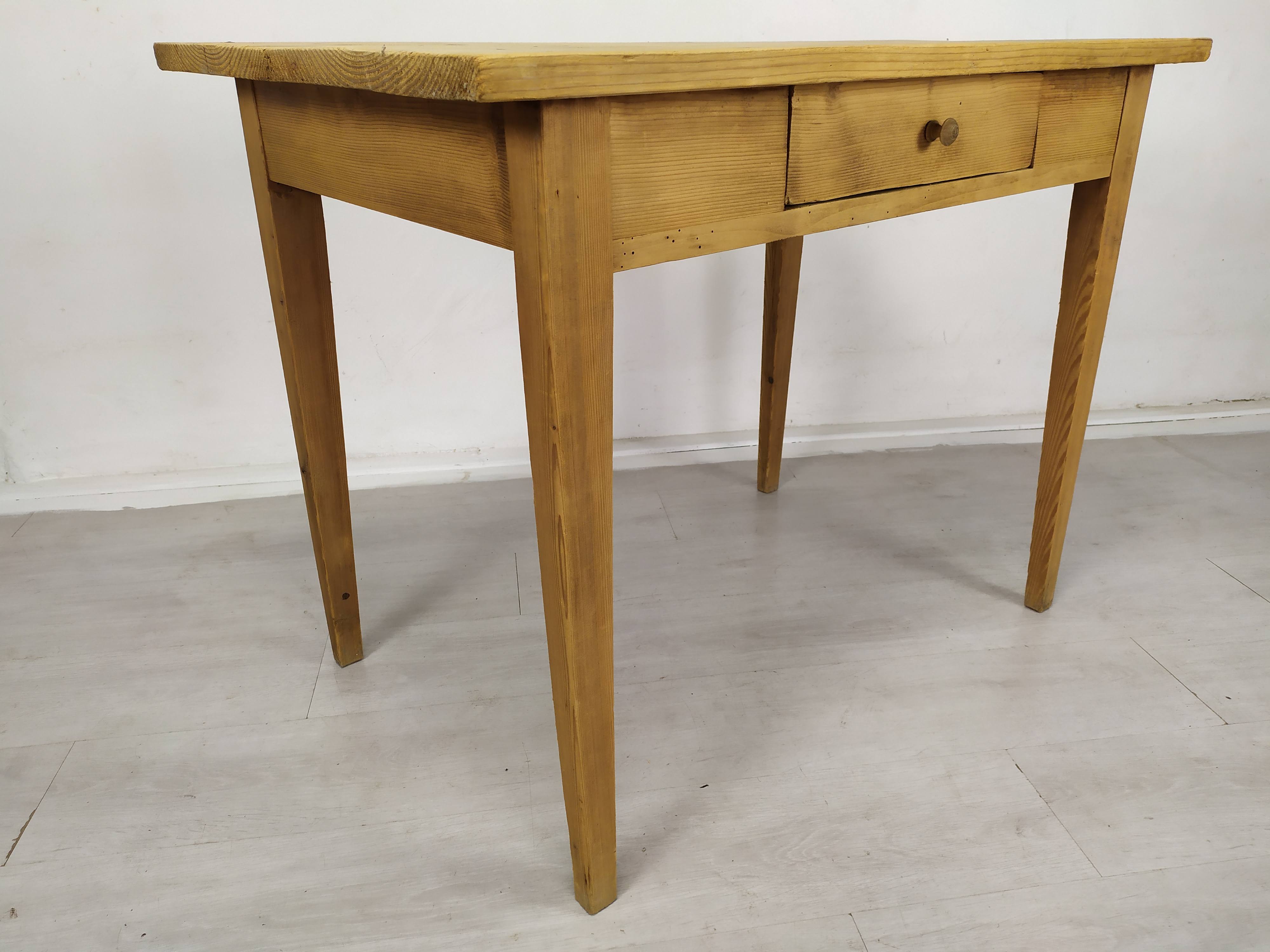 Farmhouse table