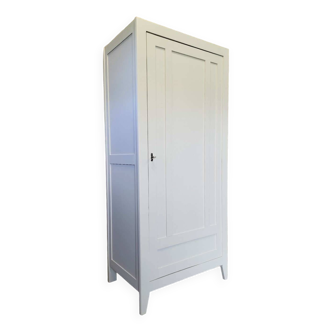 Penderie vintage en bois