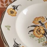 Old Abbey Ware Trianon Saar V& B.M. soup service.