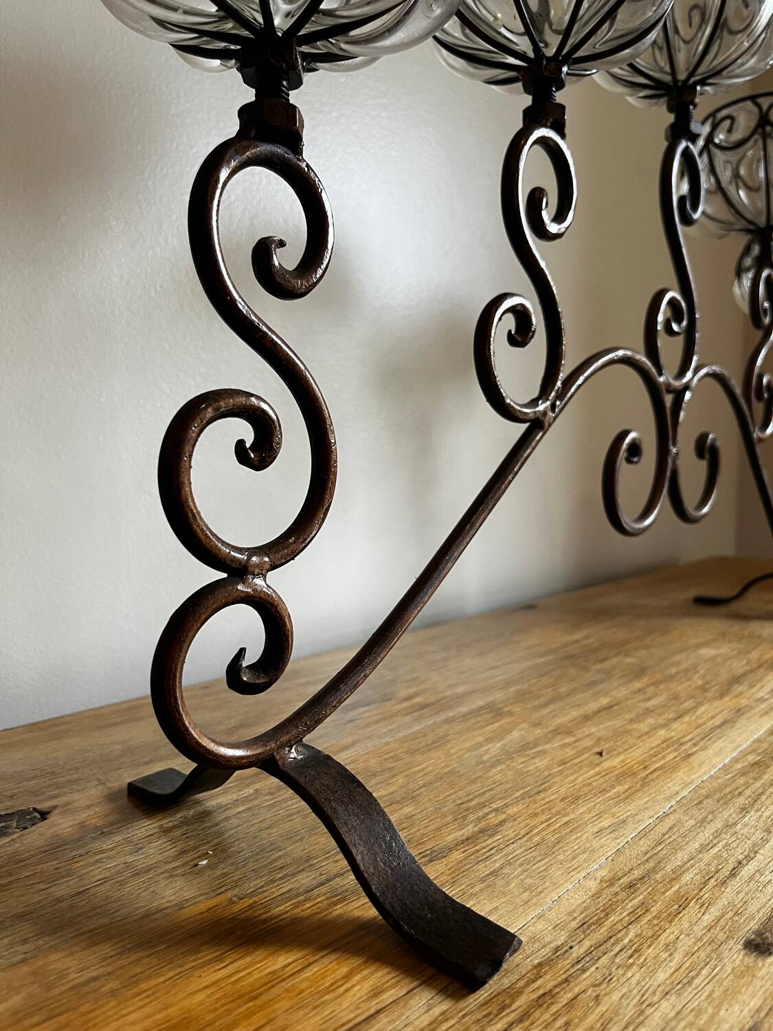 Wrought iron tealight holder