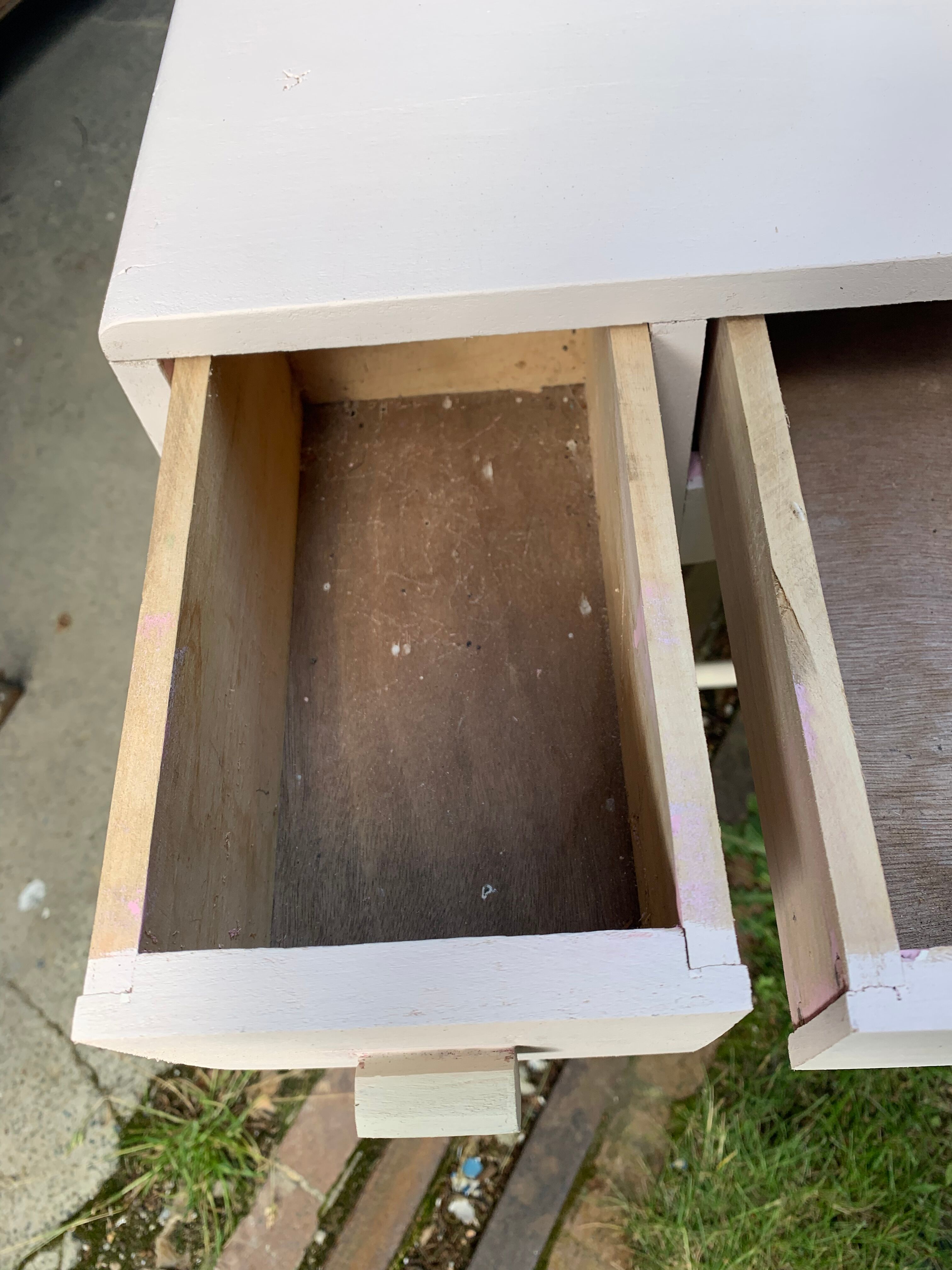 Vintage powder pink child desk