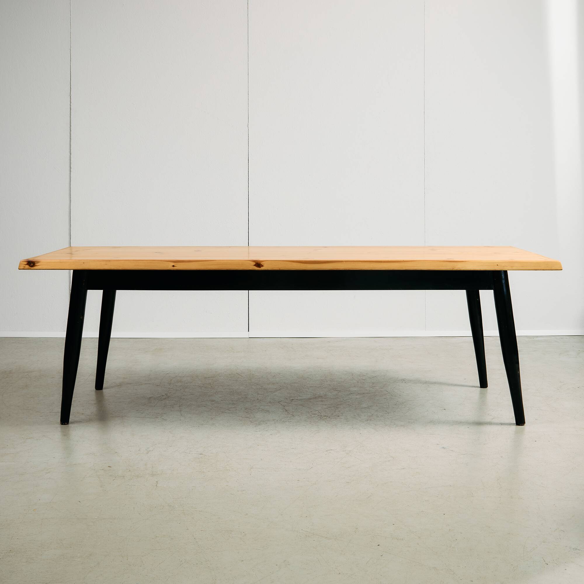 Long Canadian Pine Table with Black Legs