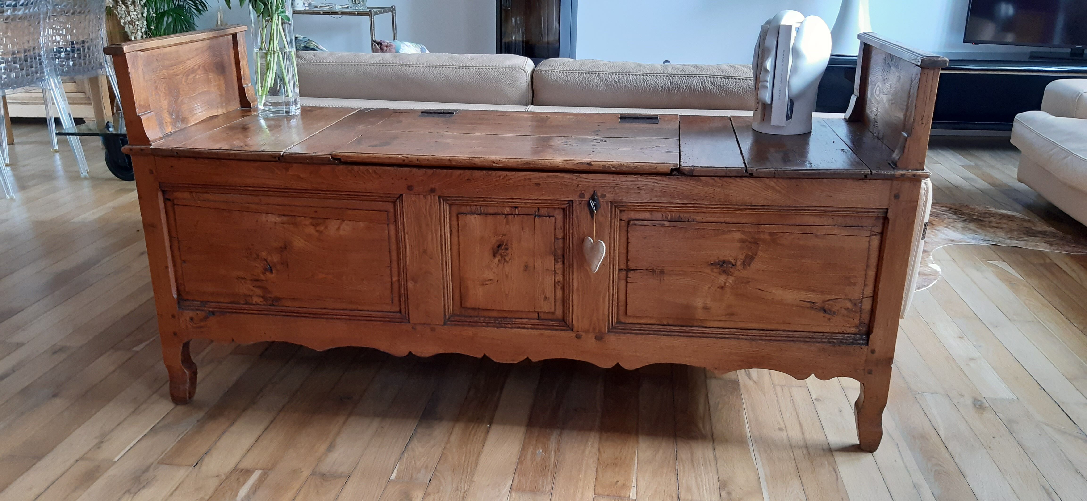 Paire de banc-coffre ou marche bancs début XIXème