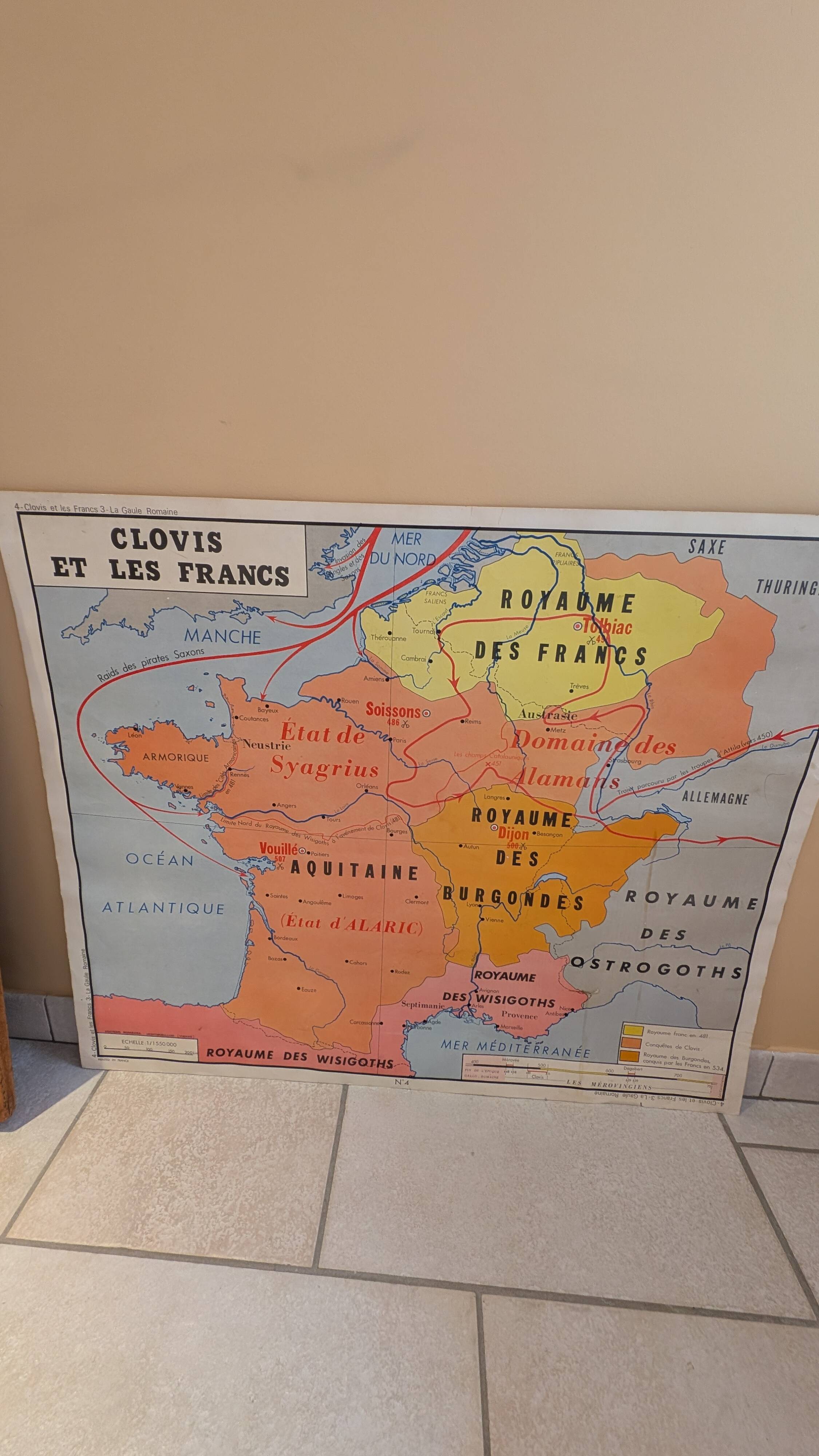 Set of 4 Vintage School Maps ROSSIGNOL Montmorillon + Wooden Frame