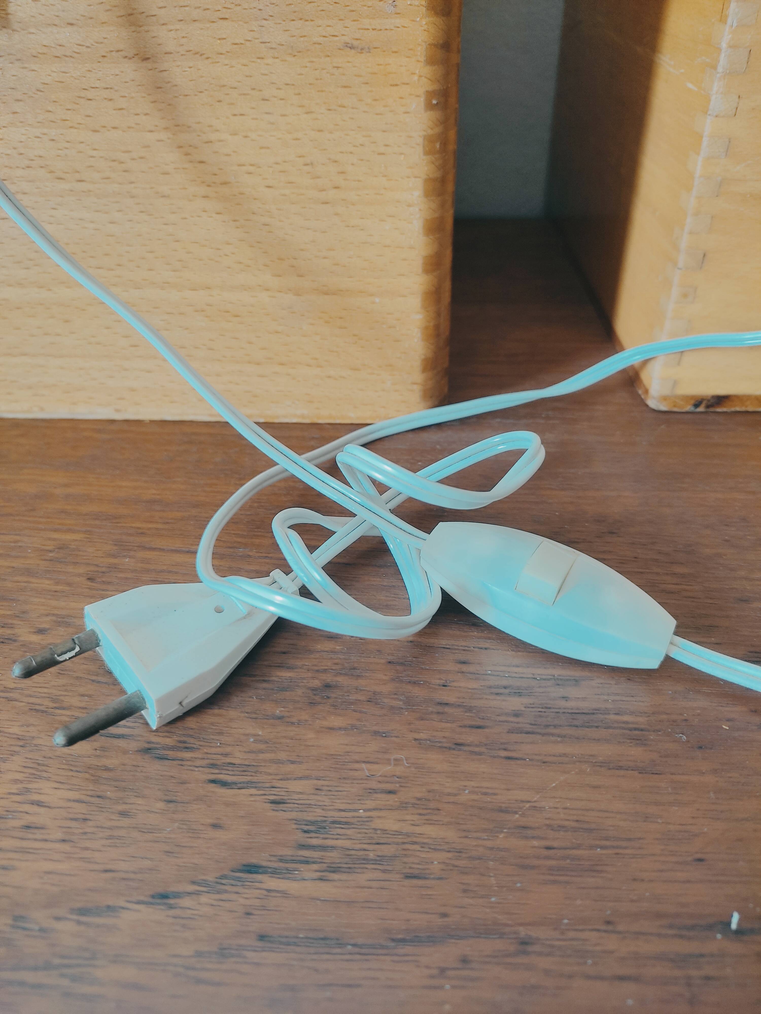 Duo of mushroom lamps with inclined lampshade