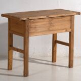 Table basse ancienne en bois massif (vers 1870)
