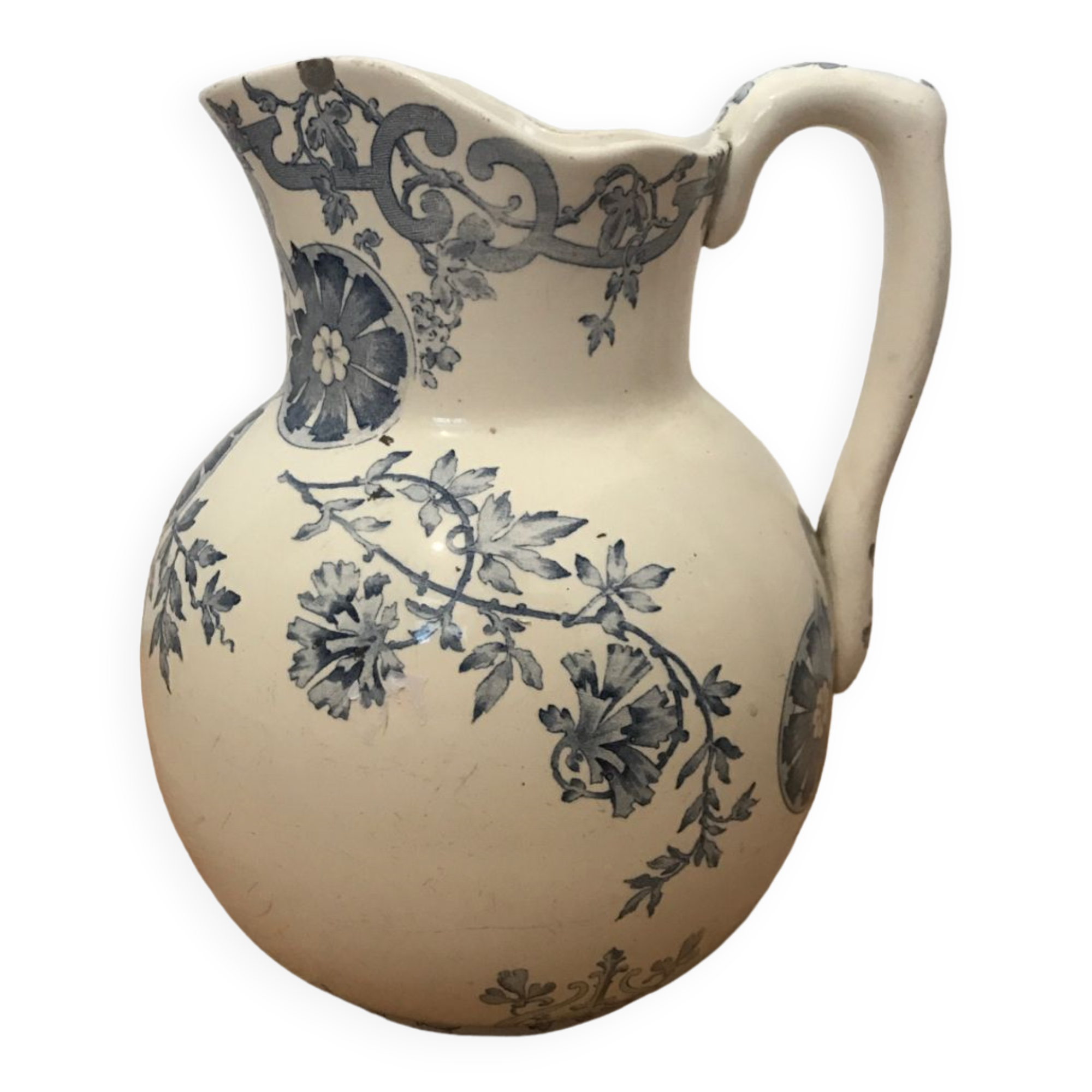 Chantilly toilet bowl