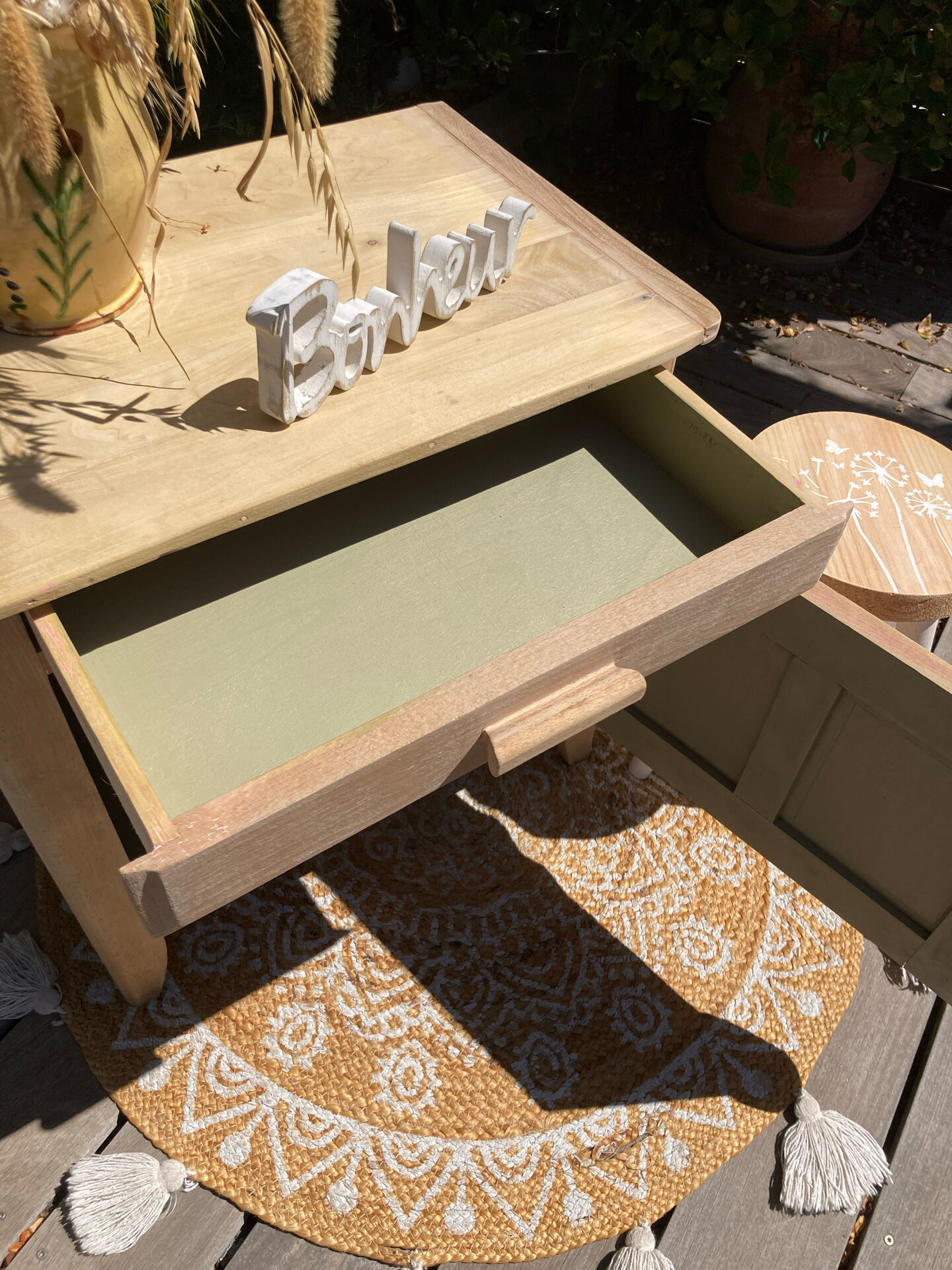 Parisian buffet (jam cupboard) in raw beech / drawer.
