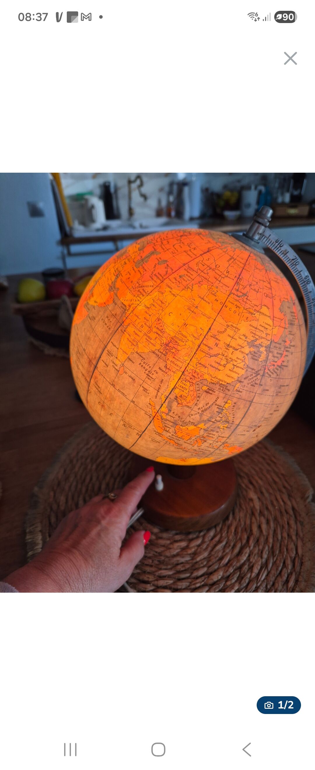 Globe glass lamp