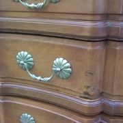 Crossbow chest of drawers in walnut, 17th century, Louis XV