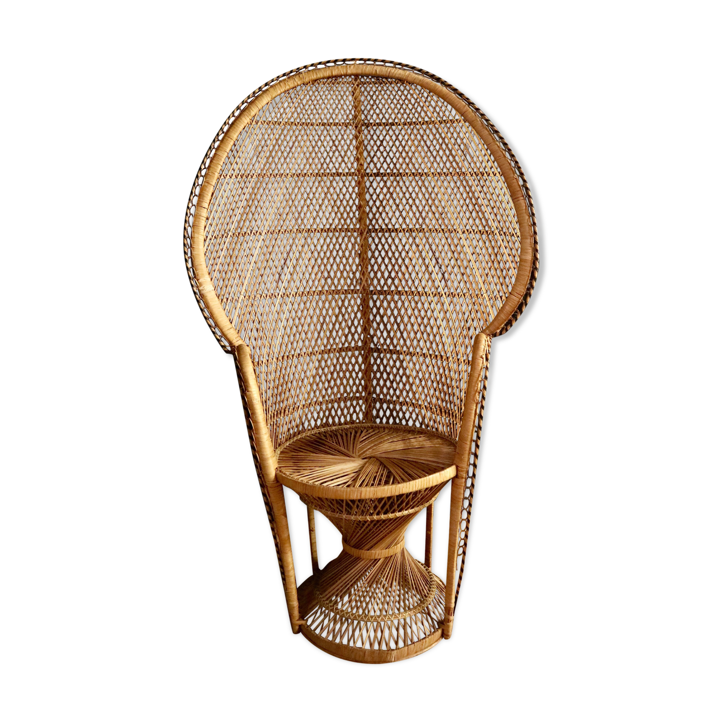 Emmanuelle chair
