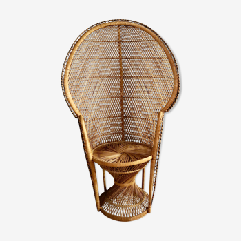 Emmanuelle chair