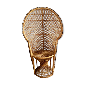Emmanuelle chair
