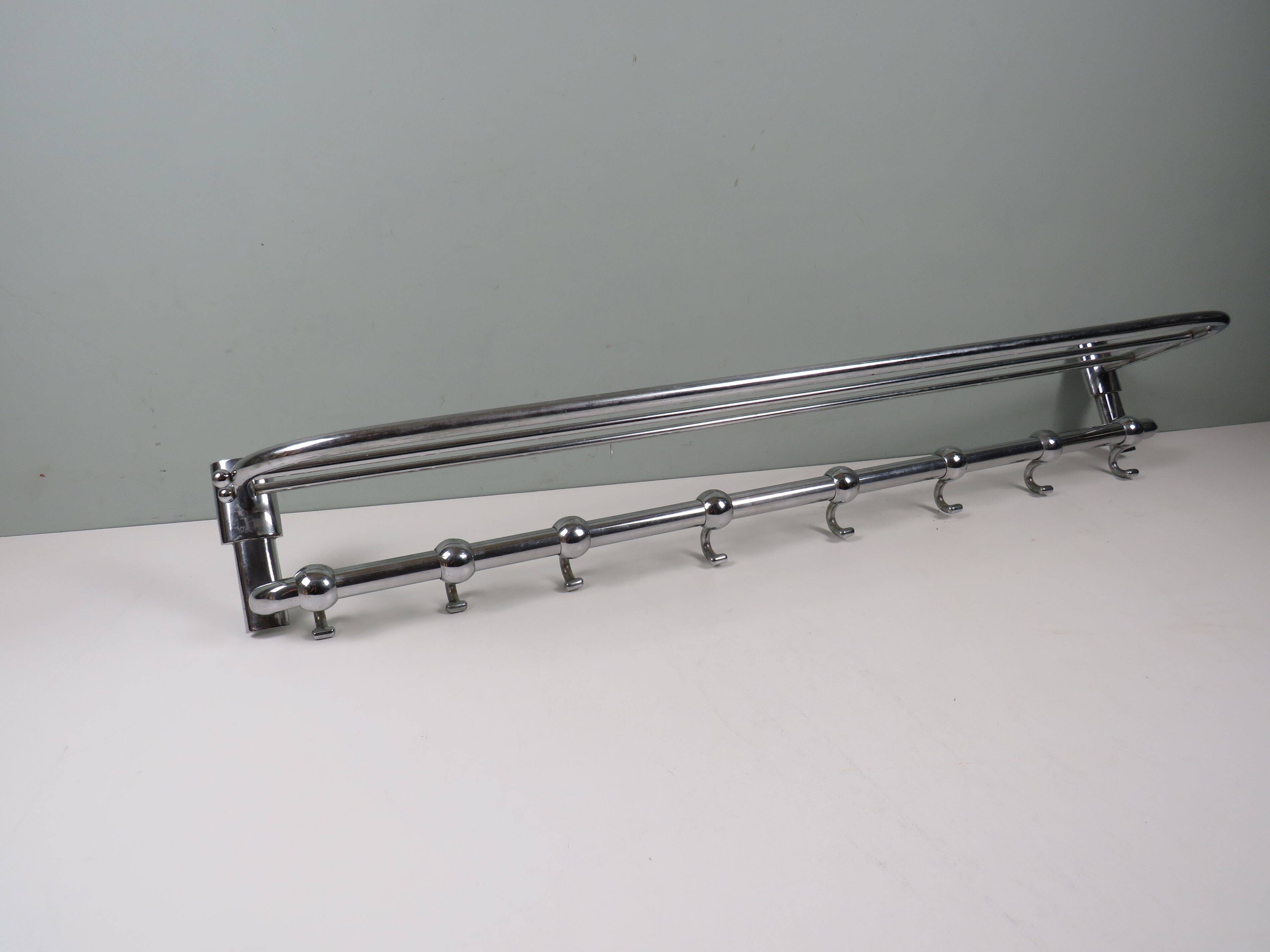 Wall-mounted coat rack Bauhaus / Art Deco in chrome metal, 1920s
