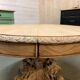 Table Henri II à pattes de lion en chêne brut extensible .
