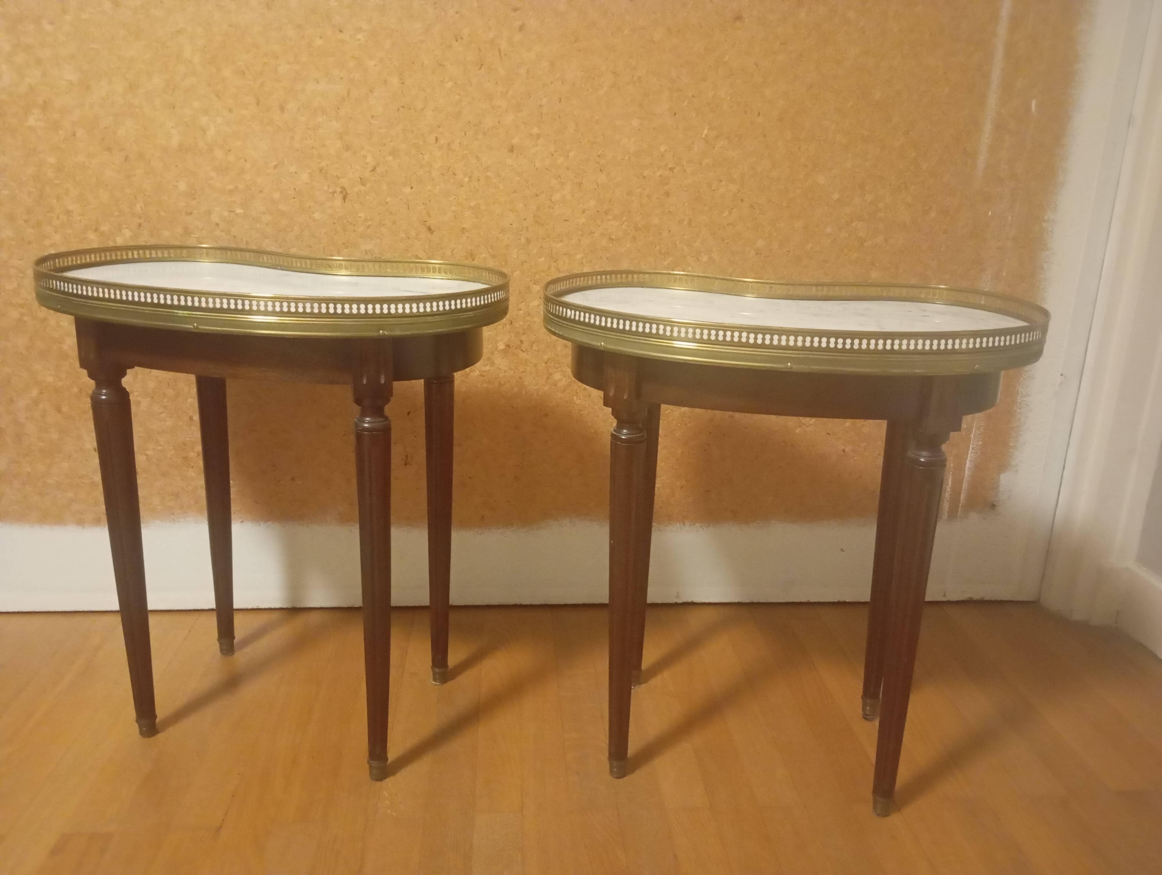Louis XVI style kidney-shaped bouillotte coffee tables