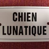 Enameled plaque “whimsical dog”