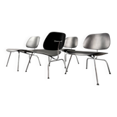 Ensemble de 4 chaises LCM en métal chromé avec contreplaqué noir par Charles et Ray Eames pour Herman Miller, Allemagne, années 1960.