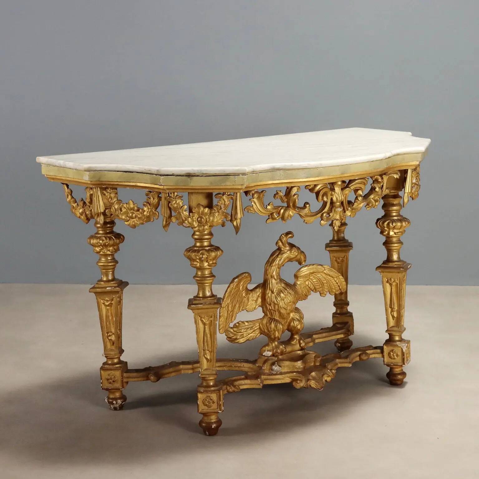 Console ancienne éclectique en bois sculpté et doré, Italie, XIXe siècle