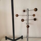 Atomic Coat rack in chrome/black metal and wood.