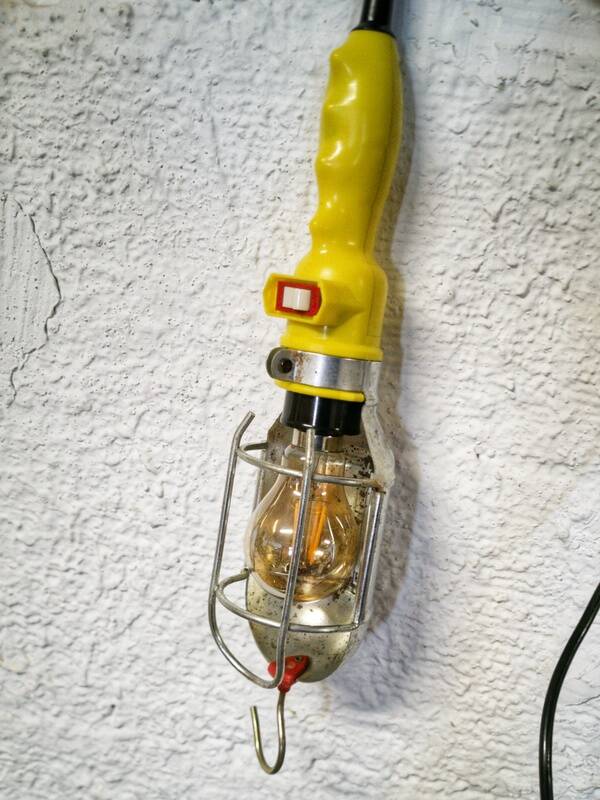 Workshop portable lamp