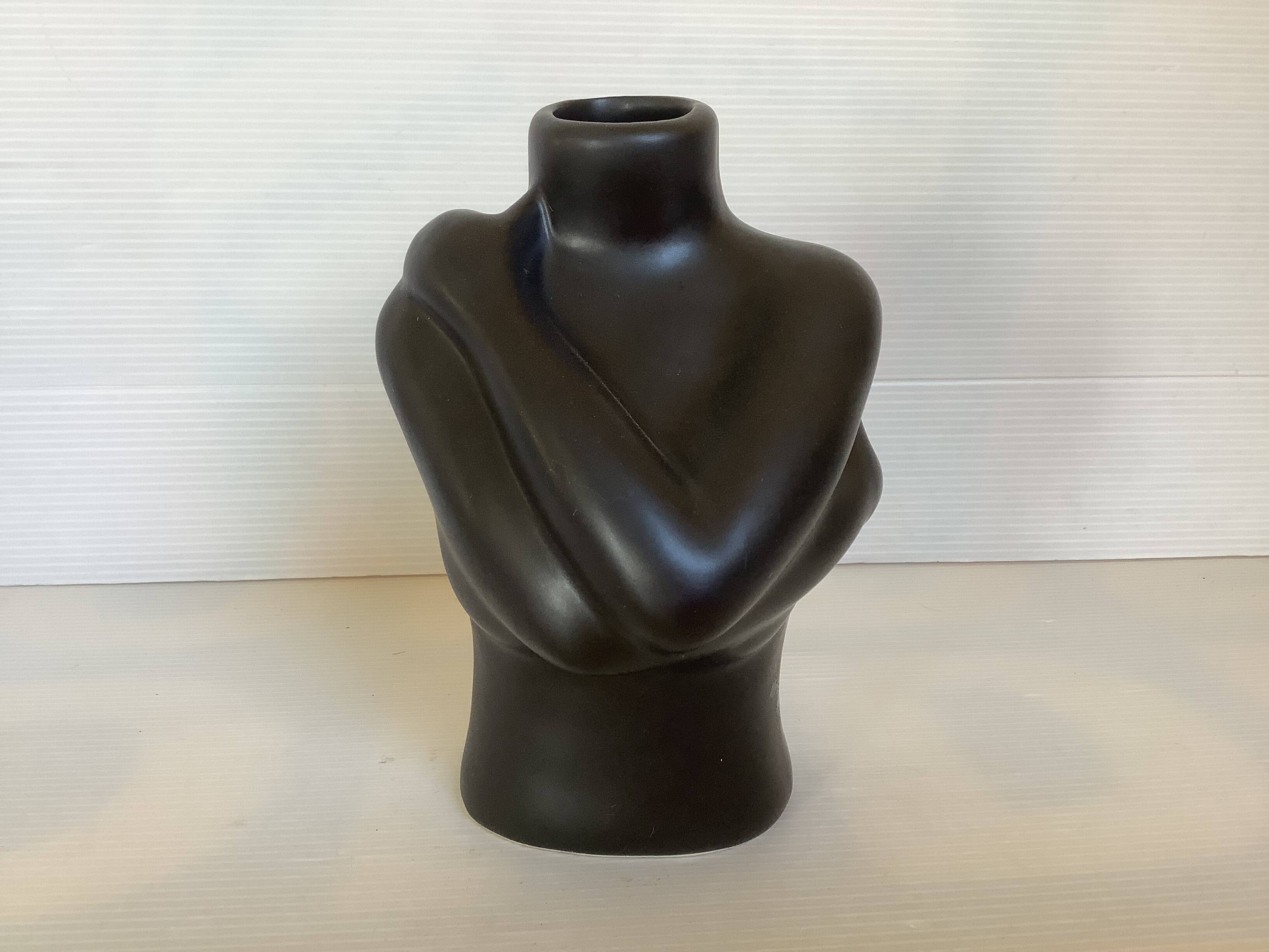 Single flower vase bust black glaze