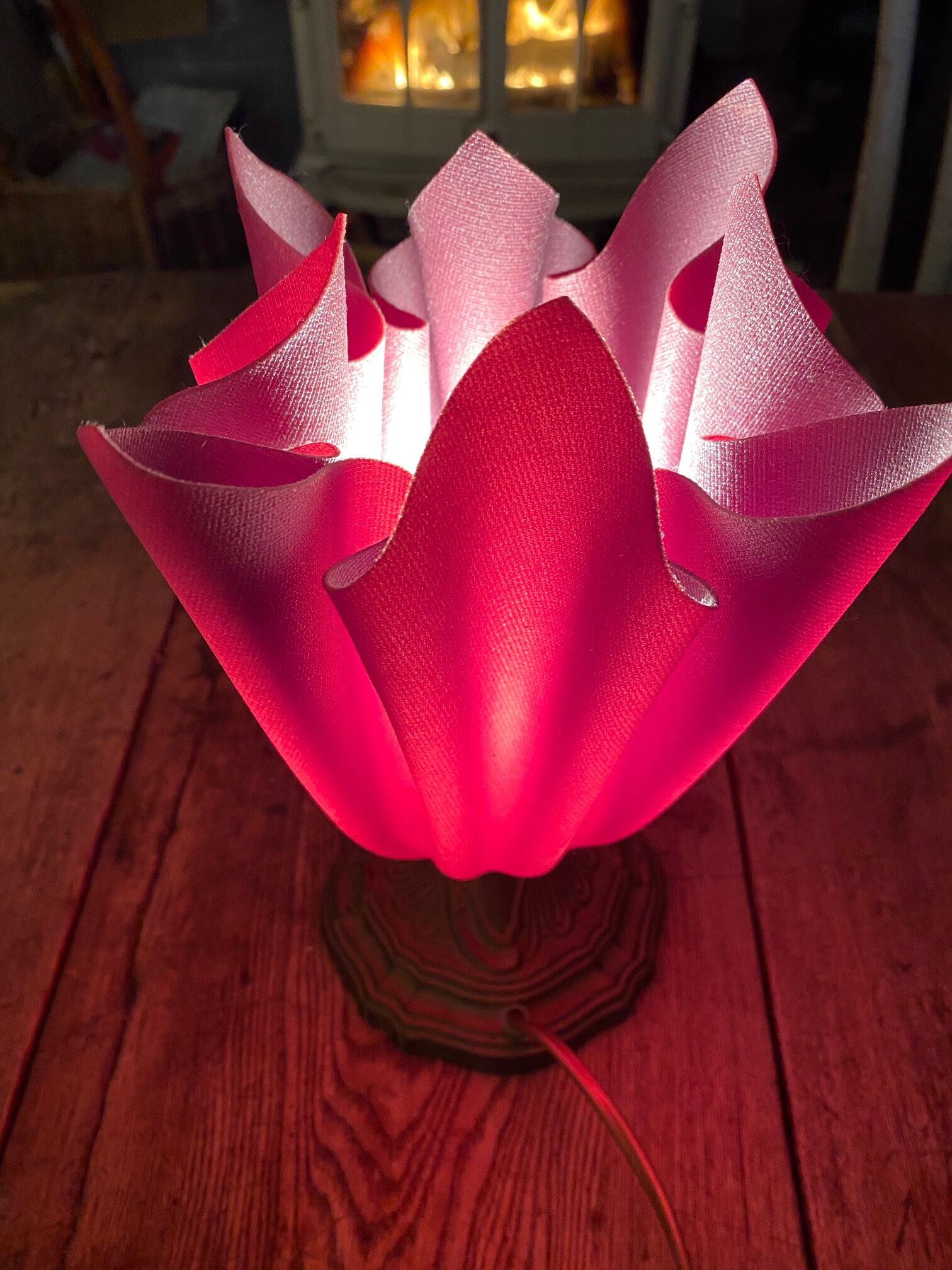 Handkerchief lamp
