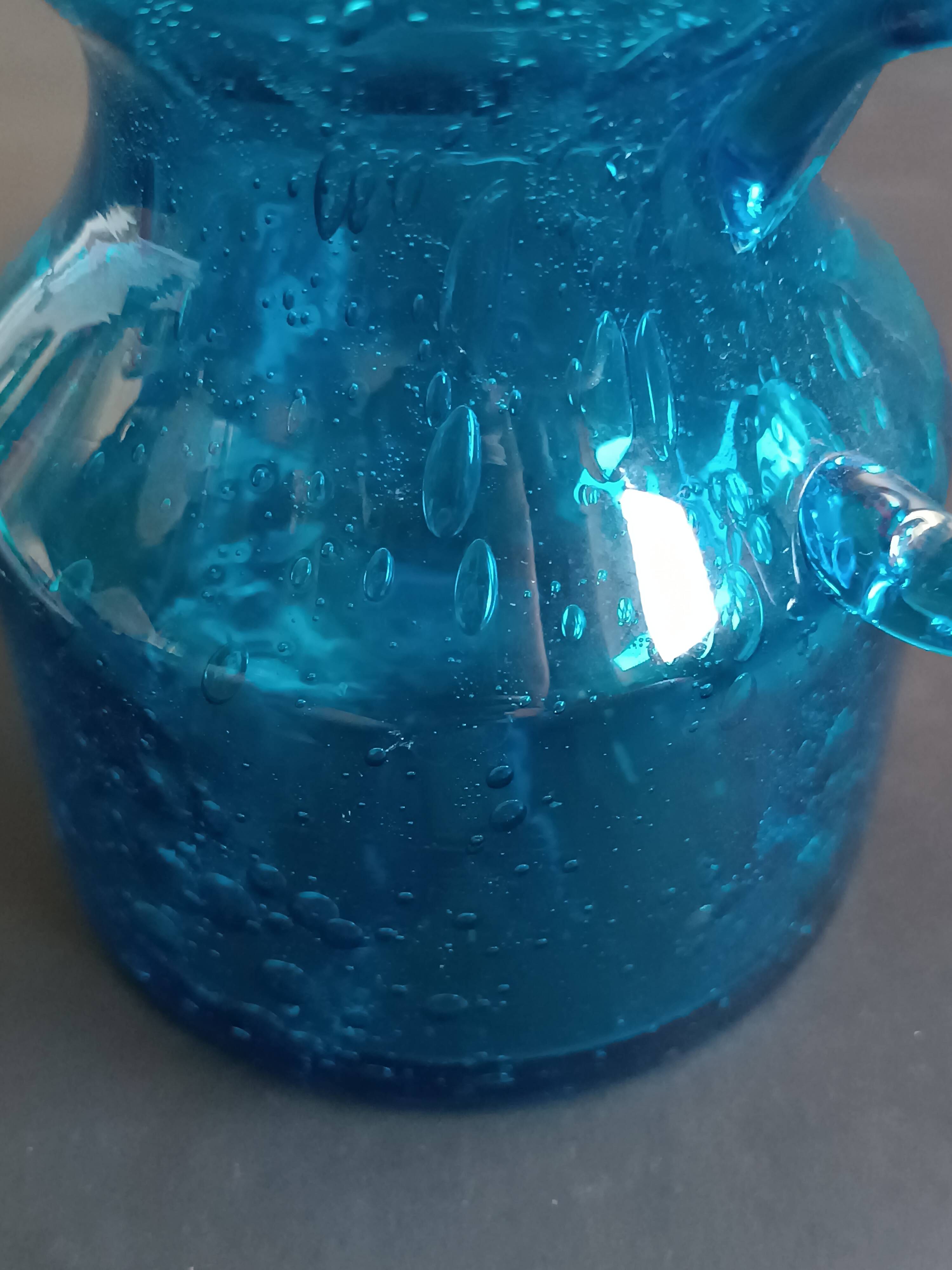 Blue bubbled glass vase Top Design Italy 1970