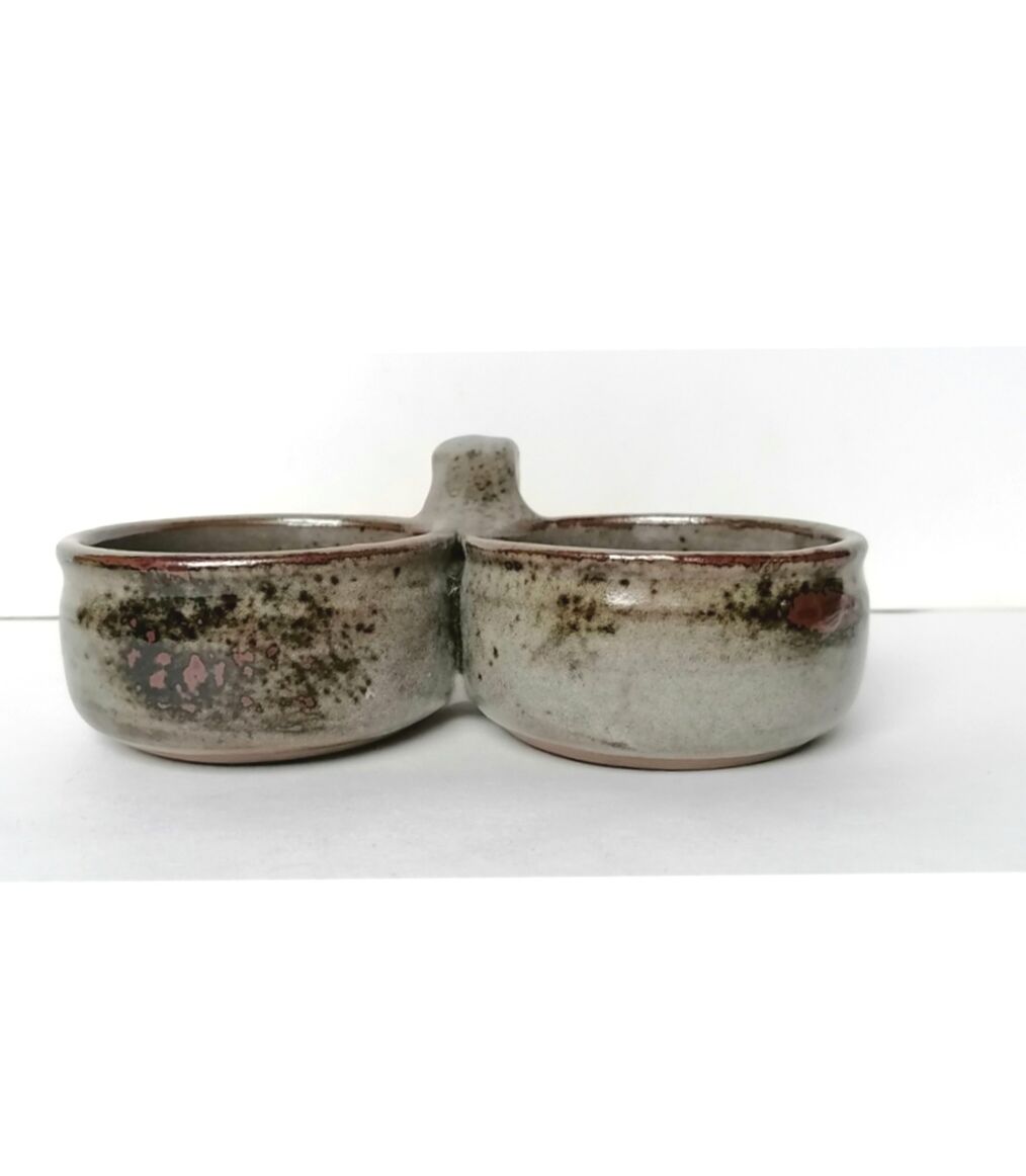 Servant condiments signed ATCH Thierry and Chantal Robert in Sandstone of Loir Poncé