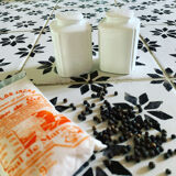 Art Deco salt and pepper shaker