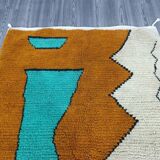 Traditional handwoven Berber rug, size 140 x 260 cm