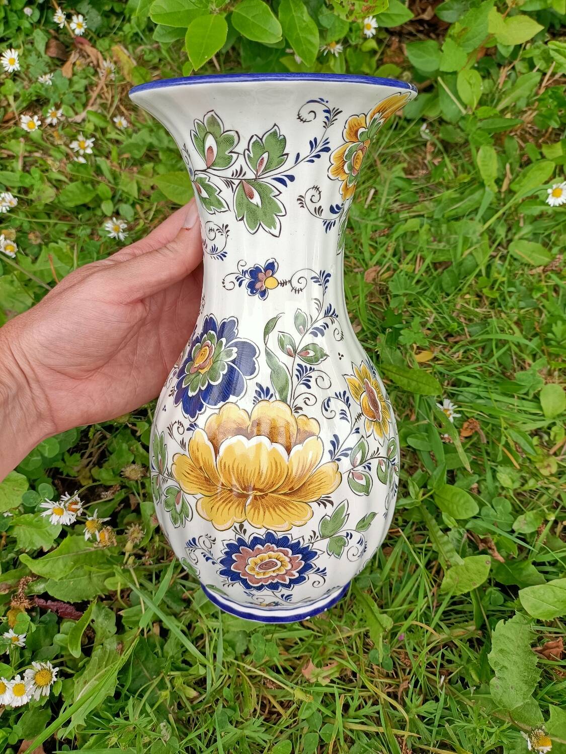 Retro ceramic vase