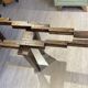 Extendable oval dining table