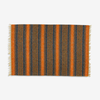 Scandinavian 20th century modern rug. 197 x 130 cm (78 x 51 in)