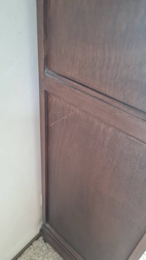 Parisian wardrobe - showcase spirit