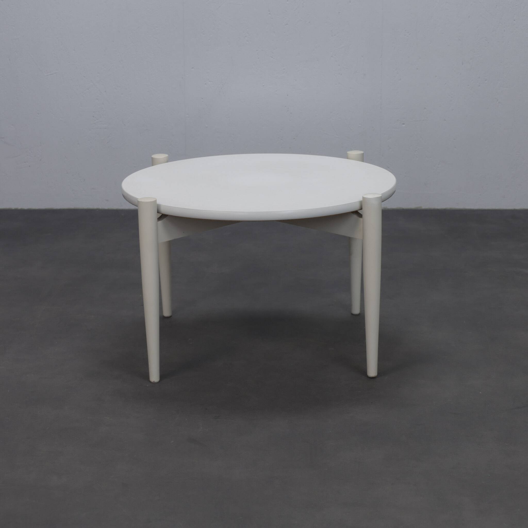 Table basse ronde, années 1970