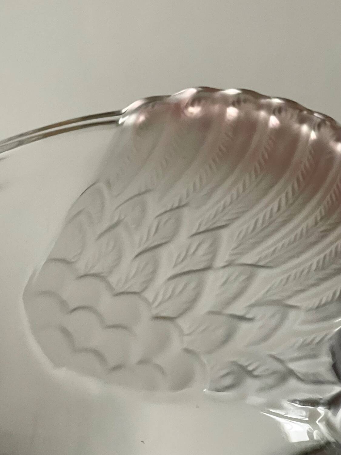 Moulded glass swan bowls