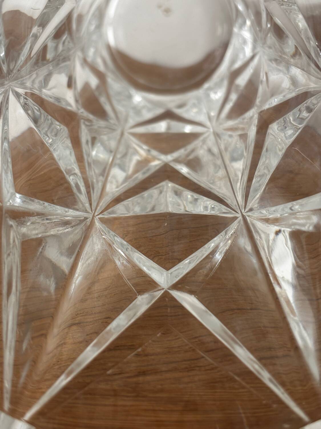Vintage hexagonal cut crystal vase from Arques.