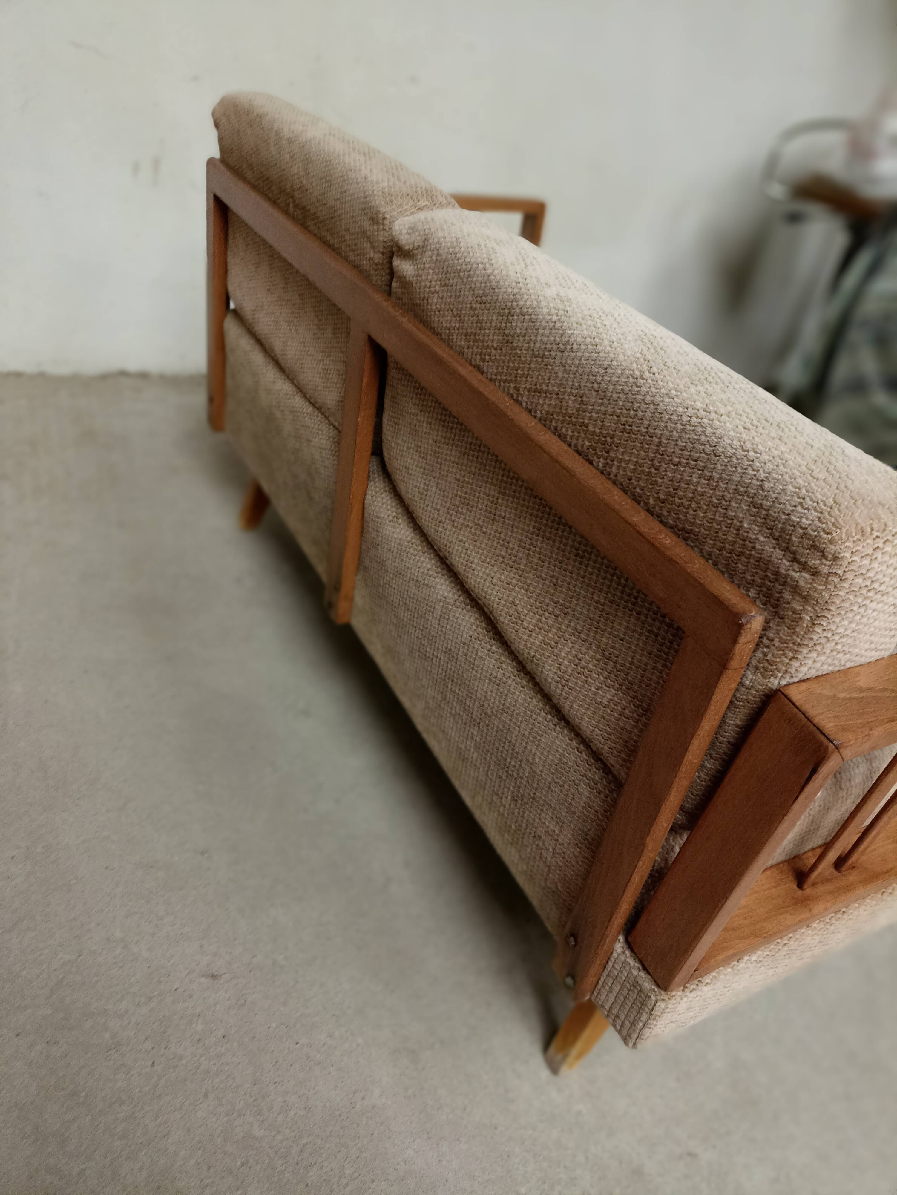 Vintage 2-seater sofa
