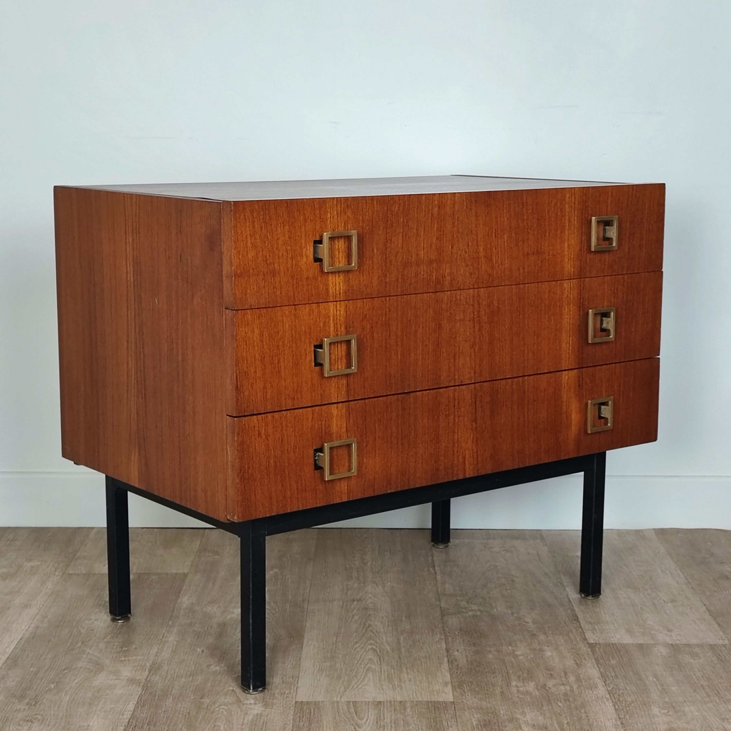 Vintage chest of drawers 60's