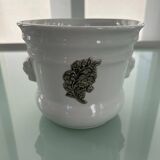 Cache-pot en porcelaine blanche